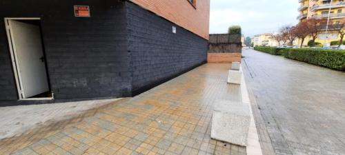 CASA INDEPENDIENTE CON LOCAL en Manresa - Imagen 1