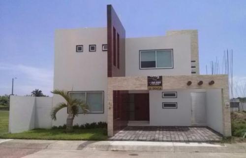 CASA NUEVA EN RENTA. en Colima - Imagen 1