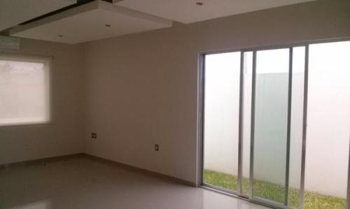 CASA NUEVA EN RENTA. en Colima - Imagen 2