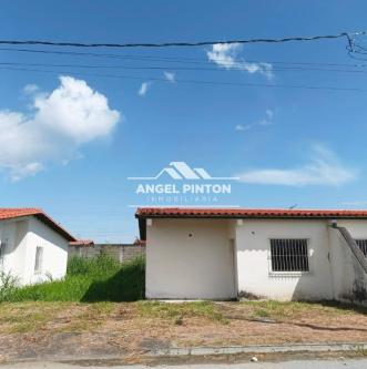 CASA ORIGINAL OBRA LIMPIA VENTA URB. MIRAFLORES ARAURE API 7546 en Araure - Imagen 1