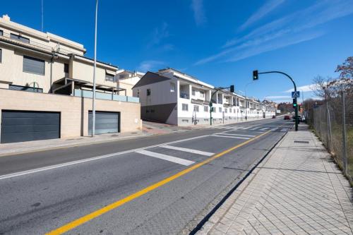 CASA RÚSTICA SINGULAR EN VENTA EN DELTEBRE en Granada - Imagen 1