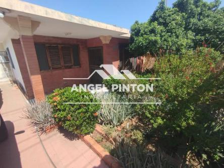 CASA VENTA VALLE FRIO MARACAIBO VENEZUELA API 9472 en Maracaibo - Imagen 1