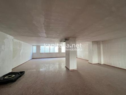 CHOLLAZO DE LA SEMANA, MAGNÍFICO APARTAMENTO CON PISCINA … en Ontinyent - Imagen 1