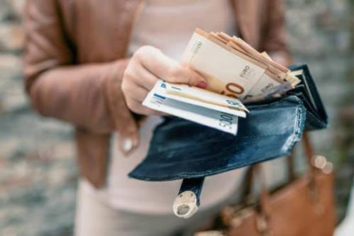 COMPRO TU CULO ¡LITERAL! DINERO RAPIDO en Benicarló - Imagen 1