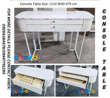 CONSOLE TABLE CONSOLE TABLE in Bignay - Image 3