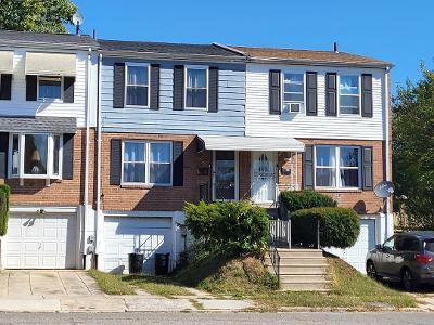 Caesar Pl in Philadelphia - Image 1