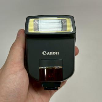 Canon 220EX Speedlite Flash in Malacca Town - Image 1