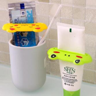 Cartoon Automatic Toothpaste Dispenser for Children cutenery in Sembawang - Image 1