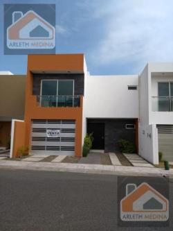 Casa - Lomas de la Rioja en Amozoc de Mota - Imagen 1