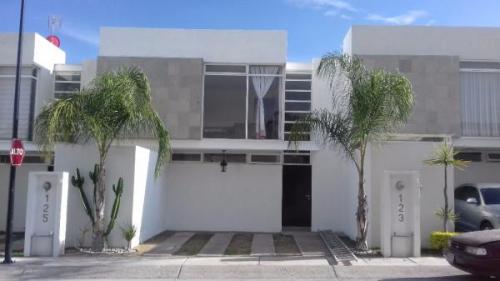 Casa en Renta Puerta Grande en Jesús María - Imagen 1