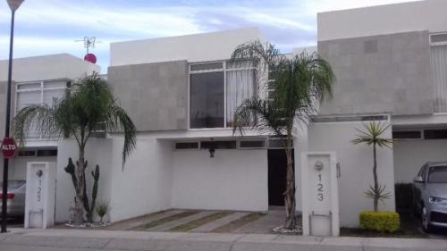 Casa en Renta Puerta Grande en Jesús María - Imagen 2