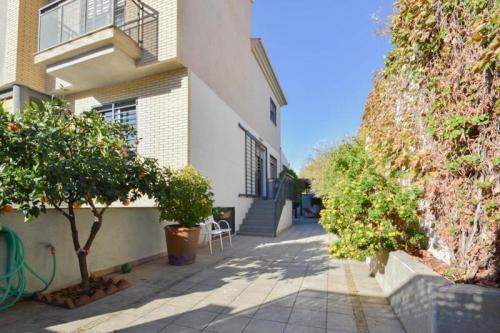 Casa en Granada - Imagen 1