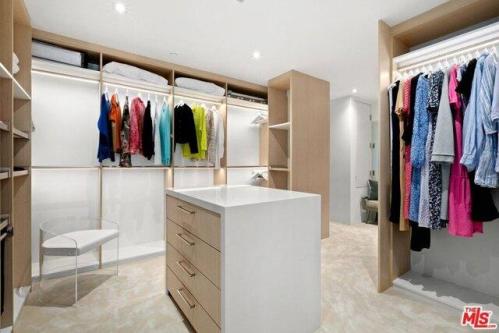 Casale Rd, Pacific Palisades, Home For Rent in Santa Monica - Image 1