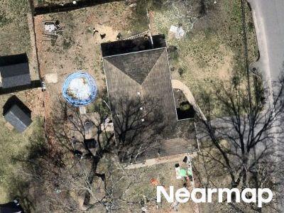 Cedar Grove Ave in Smithtown - Image 1