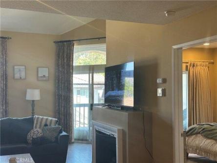 Champion Way Apt,tustin, Home For Rent in Palm Desert - Image 1