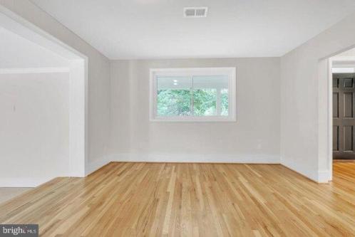 Chandler Rd, Rockville, Home For Rent in Reston - Image 1