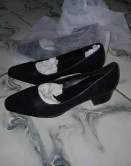 Chaussure pointure 42 à Douala - Photo 1