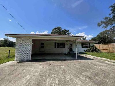 Chenal Rd in Baton Rouge - Image 1