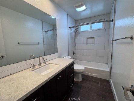 Clay, Irvine, Home For Rent in Santa Ana - Image 1