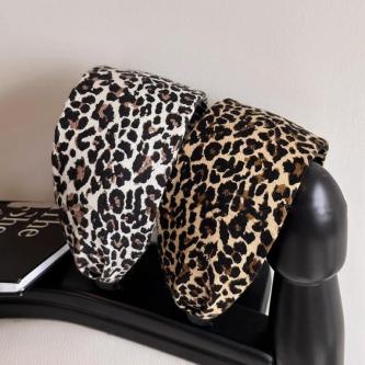 Coffee Color Leopard Print Style Headband Female High-End … in Bukit Batok - Image 1