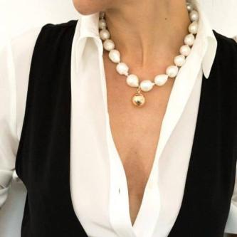 Collier Adrienne à Montluçon - Photo 1