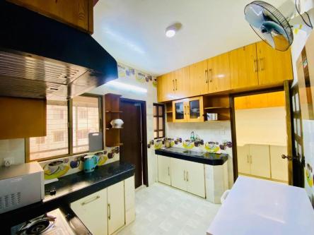 Comfort 4 Bedroom Apartment Rent in Bashundhara R/A in Dhaka - Image 4