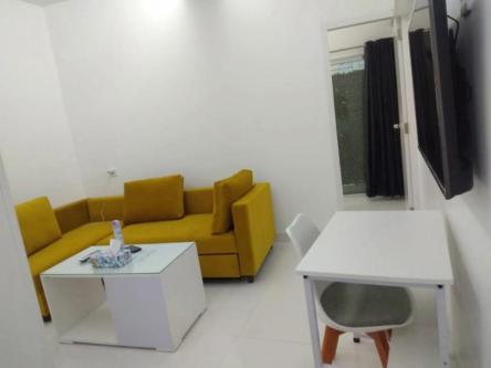 Comfort Furnished 2-Room Studio Apt Rent in Bashundhara R/A in Dhaka - Image 4