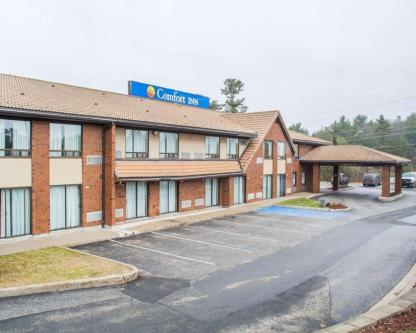 Comfort Inn Parry Sound in Dieppe - Image 1