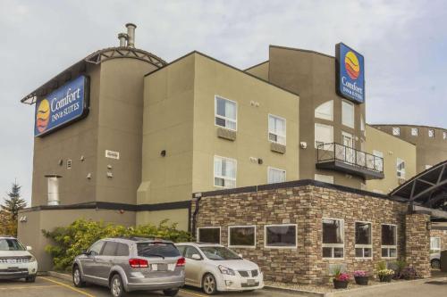 Comfort Inn & Suites in Pointe-Claire - Image 1
