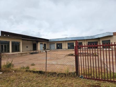 Commercial 1002-ref-1208 for Rent in Ha-Rabali, Ha-Rabali in Louis Trichardt - Image 1