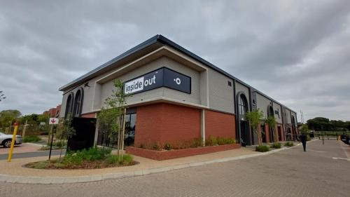 Commercial 2030-ref-17783 for Rent in Rooihuiskraal, Centurion in Tembisa - Image 1