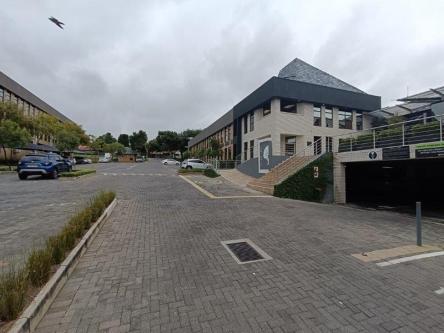 Commercial 2030-ref-17978 for Rent in Hurlingham, Sandton in Randburg - Image 1