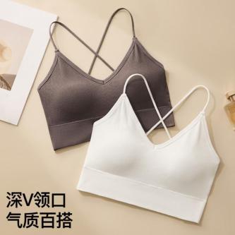 交叉细带美背吊带裹胸抹胸一体式固定杯打底露背瑜伽运动内衣文胸 * 类别 女装 > 上衣 > 背心Cross Strap … in Kuala Lumpur - Image 1