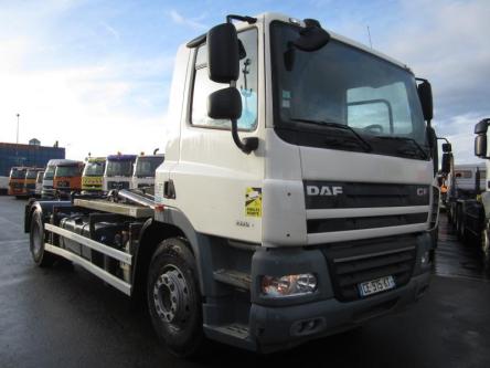 DAF CF85 360 à Achères - Photo 1