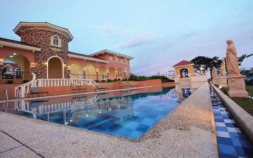 DANA HOUSE CAMELLA RIVERFRONT PIT OS CEBU CITY in Consolacion - Image 3