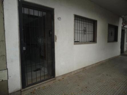 DEPTO AMPLIO EN BUEN ESTADO HOMERO Y RIVADAVIA. BAJAS … en Lomas de Zamora - Imagen 1