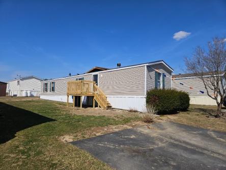 DIAMOND IN THE ROUGH! FINANCING AVAILABLE FOR THIS FIXER UPPER! in Great Falls - Image 1