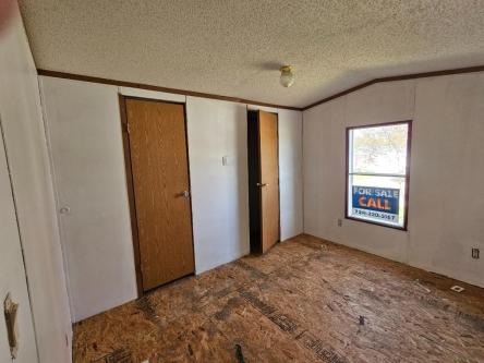 DIAMOND IN THE ROUGH! FINANCING AVAILABLE FOR THIS FIXER UPPER! in Great Falls - Image 5