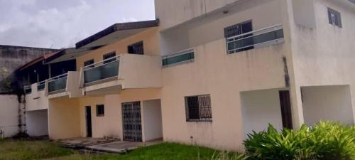 DUPLEX EN VENTE RIVIERA 3 QUARTIER EECI à Abidjan - Photo 5