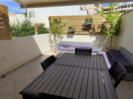 DUPLEX PLEIN CENTRE / PLAGE à Fréjus - Photo 1