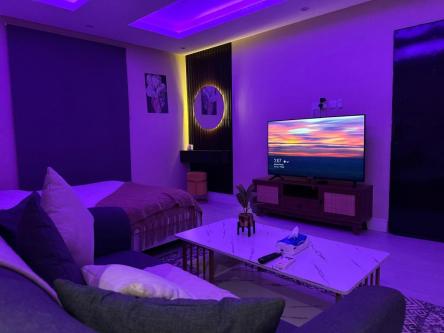 استوديو تفاصيل - مدخل خاص وذاتي - Details Studio in Saudi Arabia - Image 1