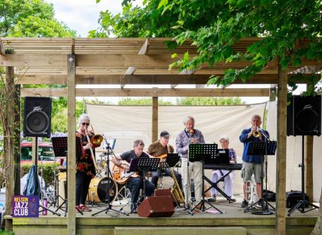 Dixie Swing in Richmond - Image 1