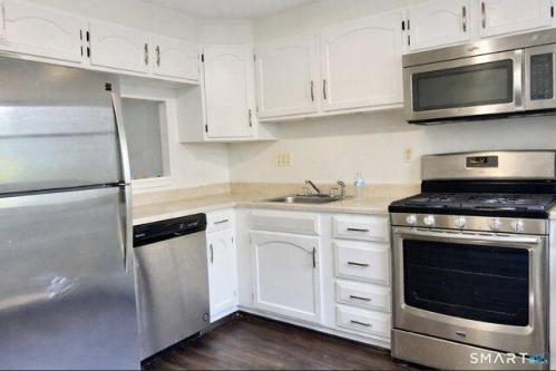 E Gate Ln Unit,hamden, Home For Rent in New Haven - Image 1