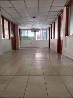 EDIFICIO COMERCIAL EN RENTA SUP. CONSTRUCCI?N 1,152 M2/ 4 PISOS en Tamulté - Imagen 1
