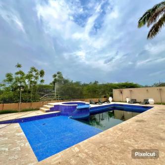 EN VENTA CASA C.R LAS VILLAS en Lecherías - Imagen 4