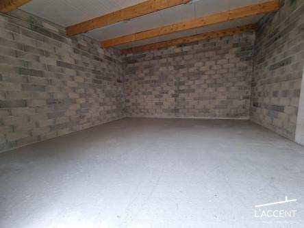 ENTREPOT DE STOCKAGE à Nîmes - Photo 1