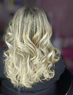 ESTILISTA COLORISTA PROFESIONAL en Las Condes - Imagen 1