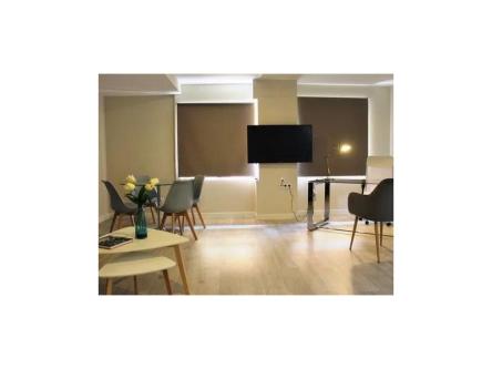 ESTUDIO PROFESIONAL MINIMALISTA | TRABAJO Y VIVIENDA en Badajoz - Imagen 1