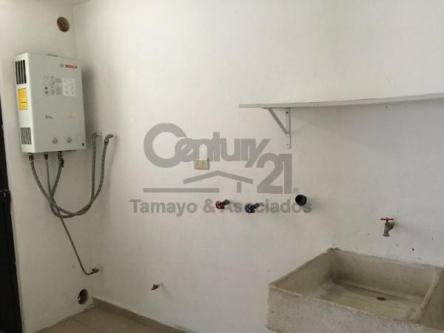 EXCELENTE PROPIEDAD EN RENTA en Huinalá - Imagen 7