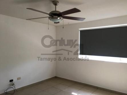 EXCELENTE PROPIEDAD EN RENTA en Huinalá - Imagen 9